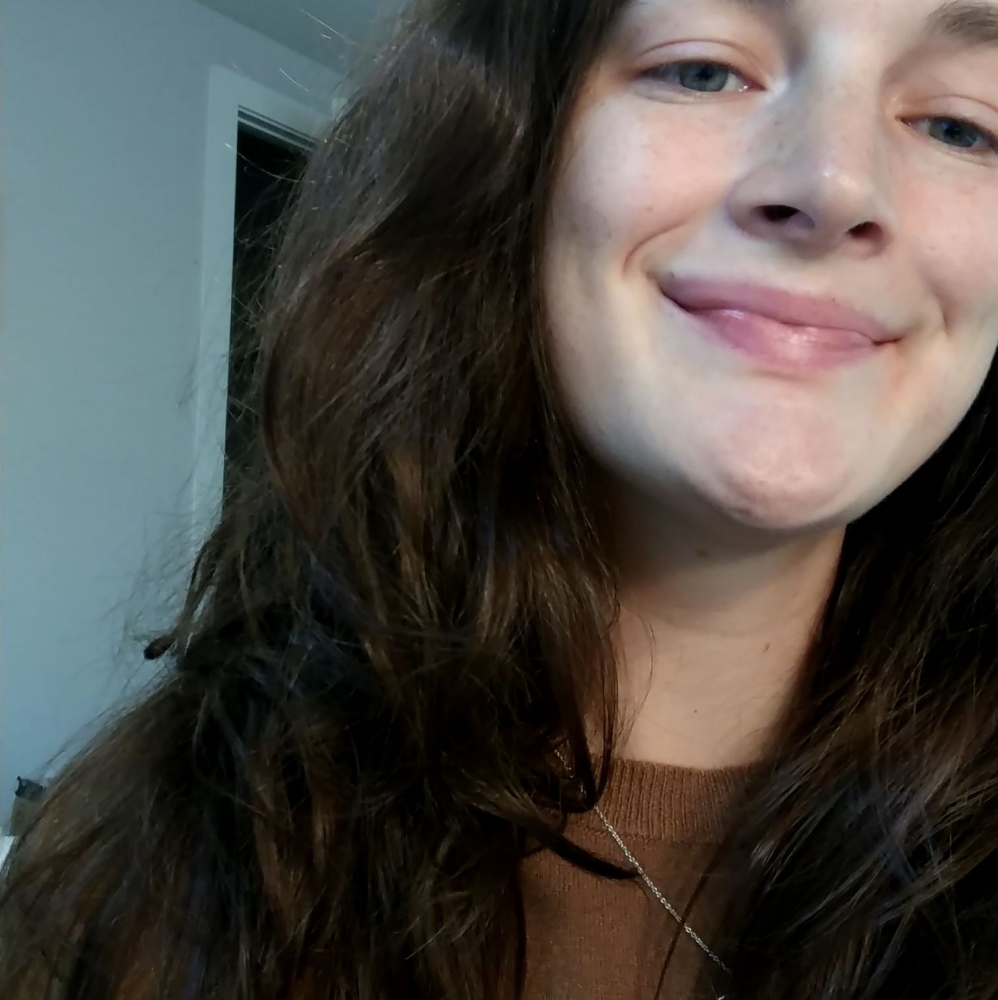 Meet your Posher, Abigail